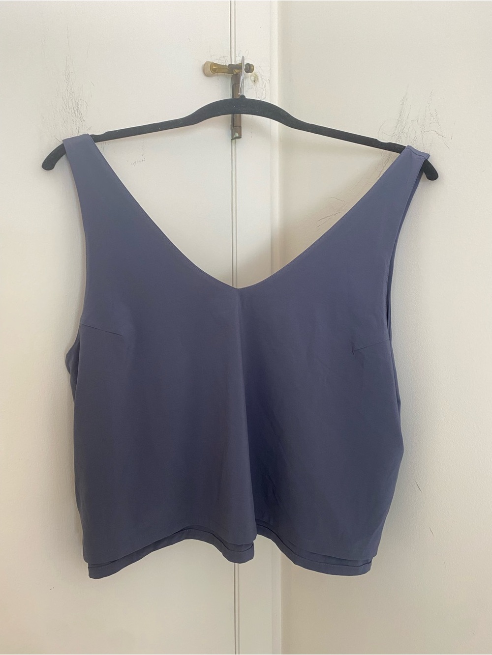 Vuori Villa Cropped Tank Top V-Neck Lined Azure Blue Relaxed Fit Minimalist M